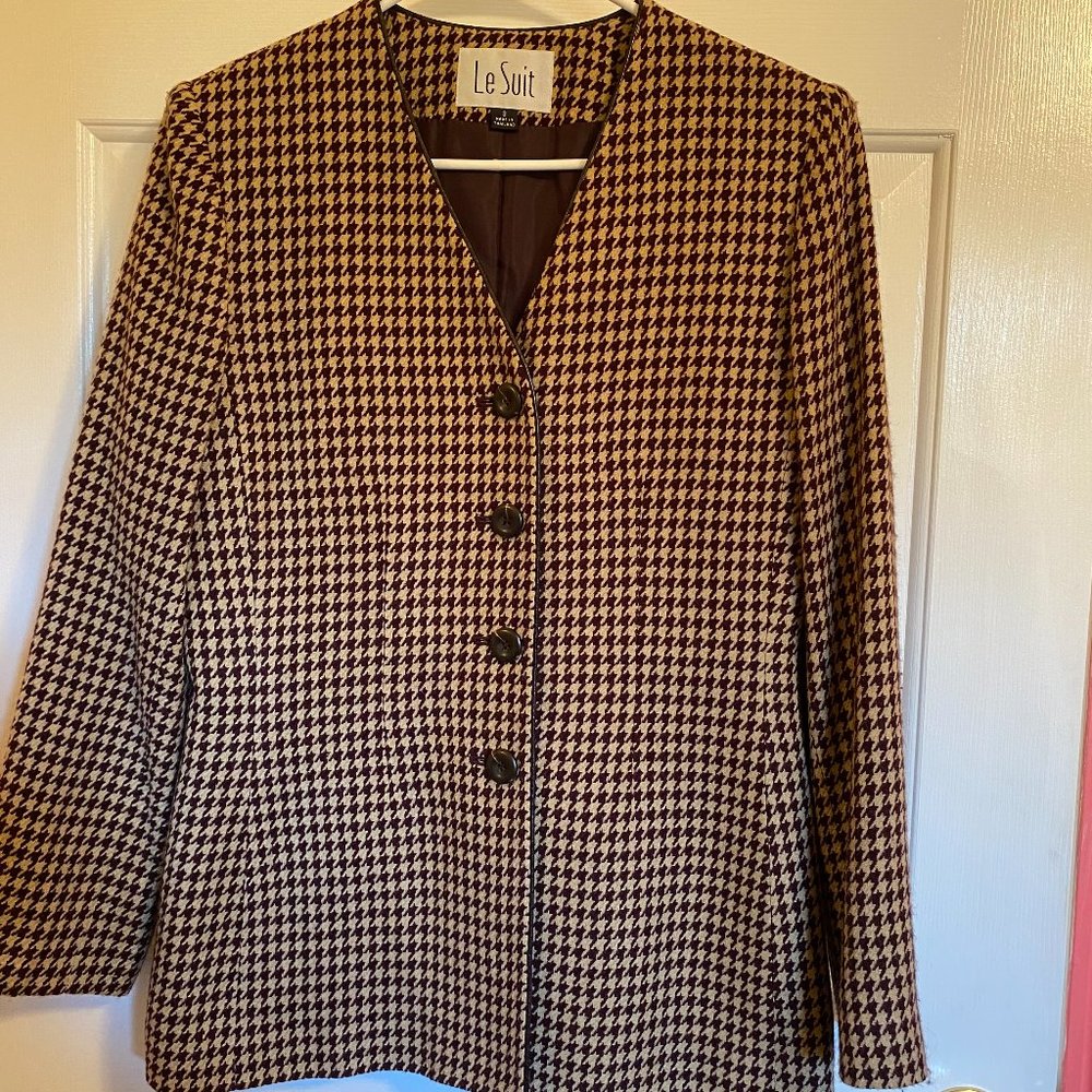 Suit by LESUIT Size 8
